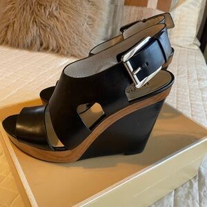 Michael Kors, Carla platform wedge size 9